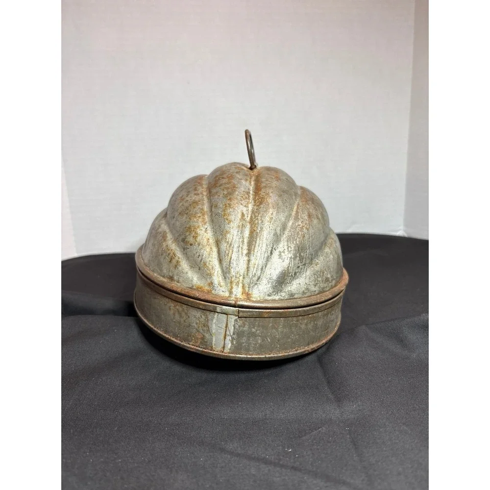 Vintage Tin Plum Pudding Jello Mold, Acorn Melon‎ Shape, Cake Pan Handles